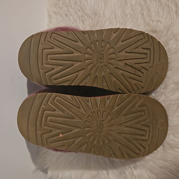 UGGS Ellee Dusty Rose Boots Big Kids Size 5 - Picture 8 of 12